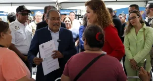 Mijes acerca servicios legales a colonias de Escobedo